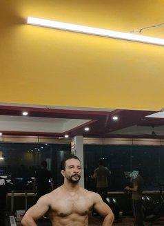Hireronnie2011 - Male escort in Dehradun, Uttarakhand Photo 7 of 8
