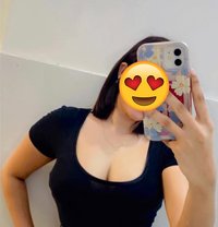 Hiresha for Cam and Real Meet - escort in Colombo