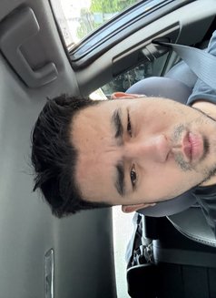 Hiro - Male escort in Mumbai Photo 7 of 8