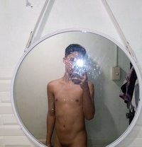 Hiroshi - Transsexual escort in Manila