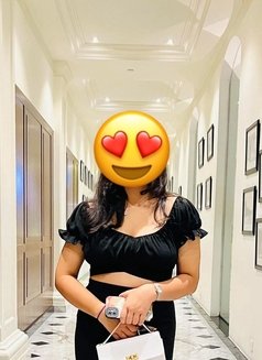 Hiruni(Cam,incall and visits) - escort in Colombo Photo 1 of 3