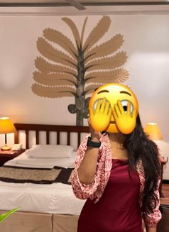 Hiruni - escort in Colombo Photo 1 of 3