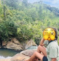 Hiruni - escort in Colombo