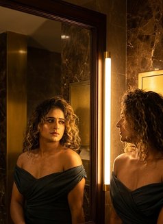 Hirusexy - Transsexual escort in Colombo Photo 11 of 11