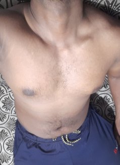 Hirushan - Male escort in Colombo Photo 4 of 4