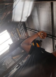 Hirushan - Male escort in Colombo Photo 7 of 7