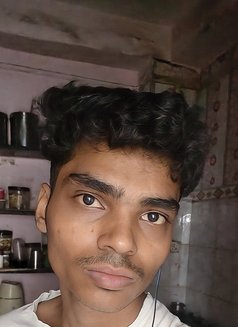 Hiten - Male escort in Navi Mumbai Photo 1 of 2