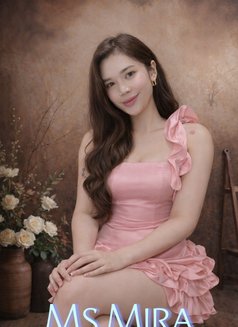 Hitomi Mnl Spa - masseuse in Manila Photo 4 of 13