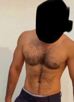 Hiv+ Male Escort - Acompañantes masculino in Navi Mumbai Photo 2 of 4