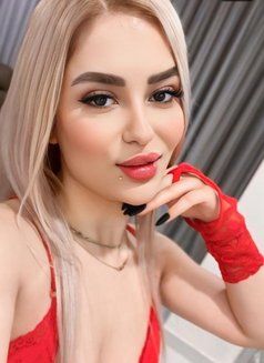 Hiva - escort in Muscat Photo 1 of 3