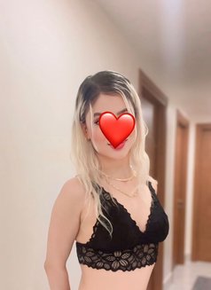 Hiva Vip Muscat (threesom) - puta in Muscat Photo 6 of 8