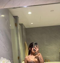 Hnan - escort in Dubai
