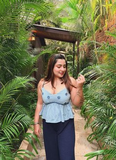 Hny - escort in Chandigarh Photo 2 of 2