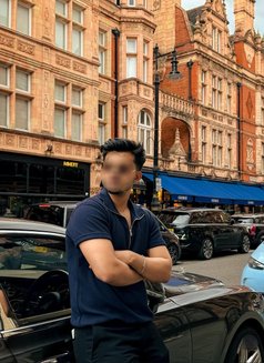 Hobbs - Male escort in Kathmandu Photo 6 of 6