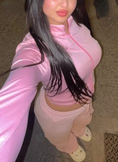 Hoda - escort in Cairo Photo 1 of 9