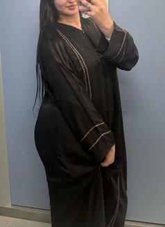 Hoda - escort in Cairo Photo 3 of 9