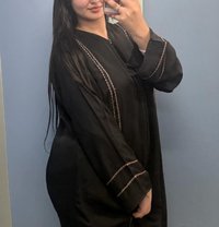 Hoda - escort in Cairo