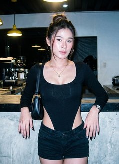 Hol. Ymami - adult performer in Hamilton, Canada Photo 7 of 7