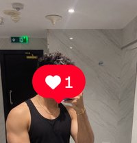Hola - Male escort in Dubai