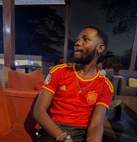 Hollaroy - Male escort in Nairobi
