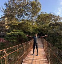 Hollaroy - Male escort in Nairobi