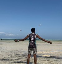 Hollaroy - Male escort in Nairobi