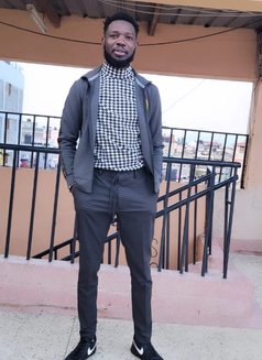 Hollaroy - Male escort in Nairobi Photo 7 of 7