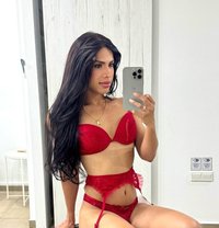 Holly Top Xl - Transsexual escort in Dubai Photo 12 of 14
