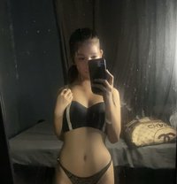 Hollymolly - Transsexual escort in Manila