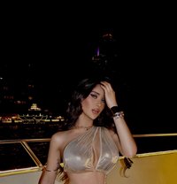 HOLY MOLY (Party/GFE) new big boobs 800 - Acompañantes transexual in Boracay