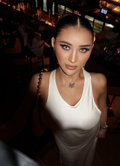 HOLY MOLY (Party/GFE) SUPER big boobs - Transsexual escort in Makati City Photo 17 of 20