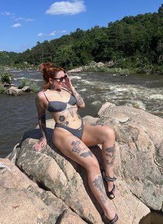 Holy - puta in İstanbul Photo 3 of 5