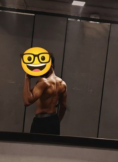 Homelander - Male escort in Hyderabad Photo 1 of 4