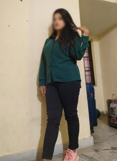 Homely Decent Girl Mitu Ready to Come - escort in Hyderabad Photo 5 of 6