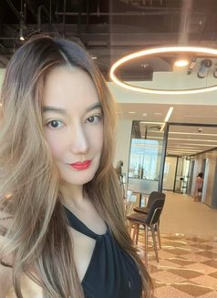 Hommy - escort in Bangkok Photo 4 of 6