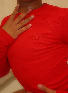 Honelle - Male escort in Nairobi Photo 7 of 8