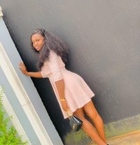 Honey 126 - escort in Warri