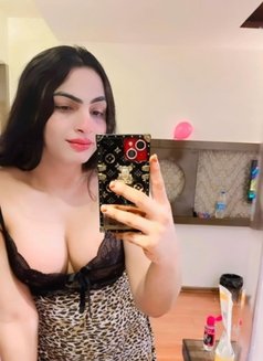 Honey Baby - Transsexual escort in Mumbai Photo 18 of 28