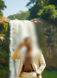 Honey Basket - Male escort in Chennai Photo 6 of 11