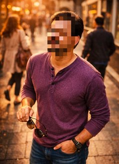 Honey Basket - Male escort in Chennai Photo 11 of 11