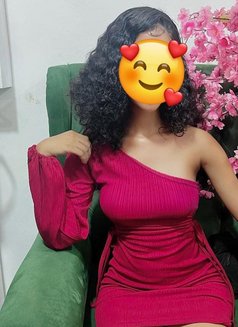 Honey Bella lollipop booty - escort in Hyderabad Photo 2 of 3