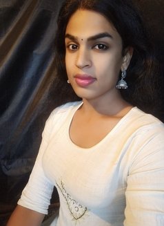 Honey Cam Calls Only | Voice calls - Acompañantes transexual in Hyderabad Photo 2 of 2
