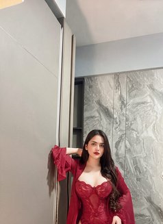 Honey - escort in Okinawa Island Photo 1 of 7