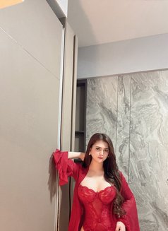 Honey - escort in Okinawa Island Photo 5 of 7