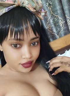 Honey Carol juicy booty - escort in Hyderabad Photo 1 of 4