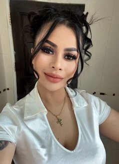 Honey Deep throat anal full service - escort in Phuket Photo 25 of 25