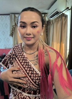 Honey - masseuse in Bangkok Photo 2 of 21