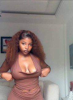 HONEY NEW ARRIVAL FROM TANZANIA - escort in Islamabad Photo 1 of 3