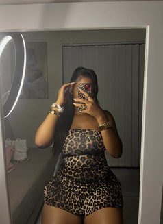 Honey - escort in Yokosuka Photo 5 of 5