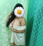 Honey - escort in Mumbai Photo 1 of 6